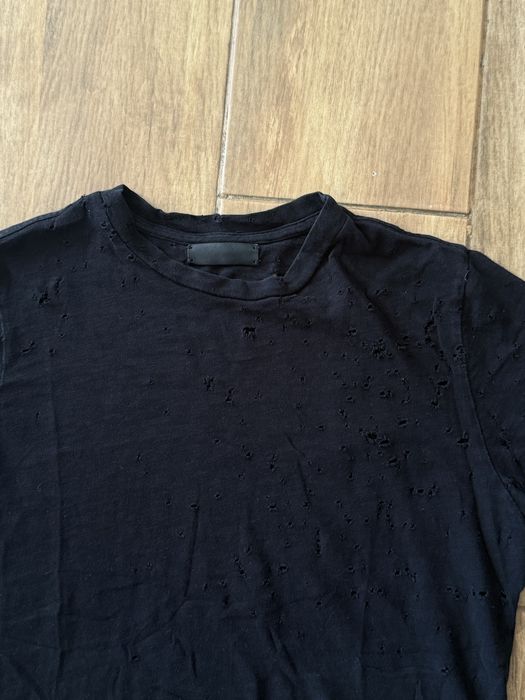 Tricou Amiri distressed cu rupturi