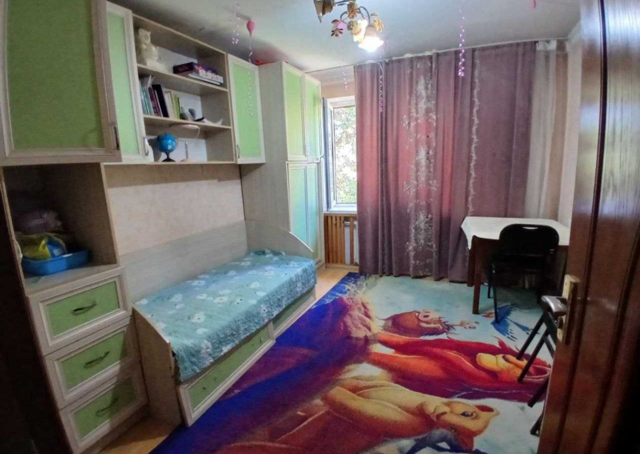 3/4/4 Срочно Продаётся 3ком Чиланзар 2кв