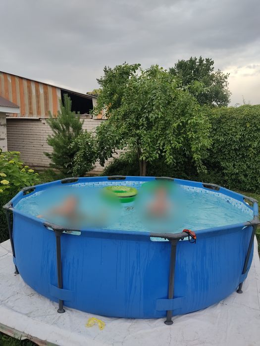 Бассейн Bestway размер 3.05 высота 76 см.