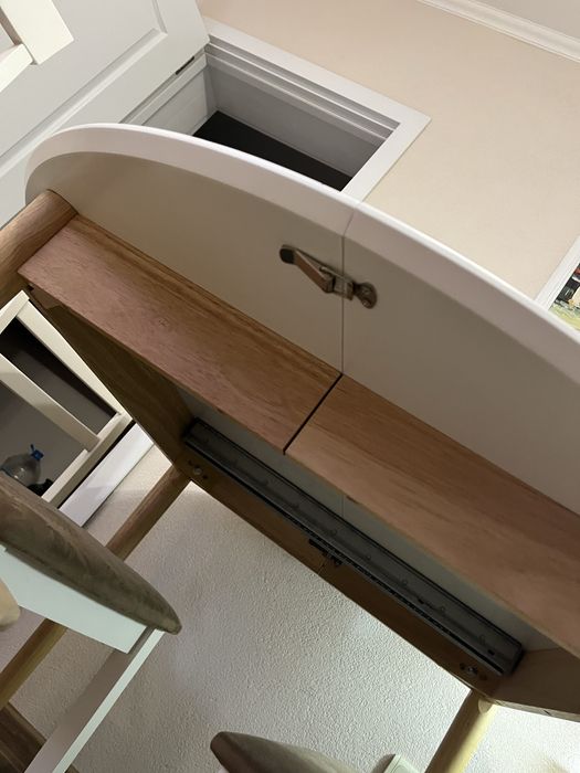 Трапезна маса Jysk със 6 стола