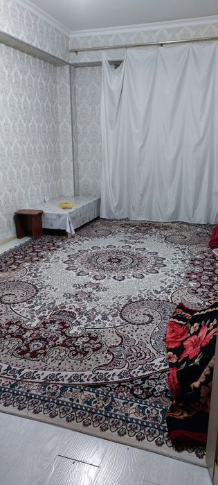 Kvartira qizlar uchun (do'stlik metro)