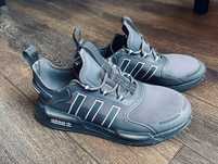 Сникърси Adidas номер 44