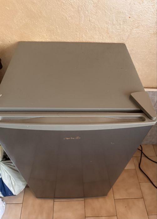 Хладилник Ариели