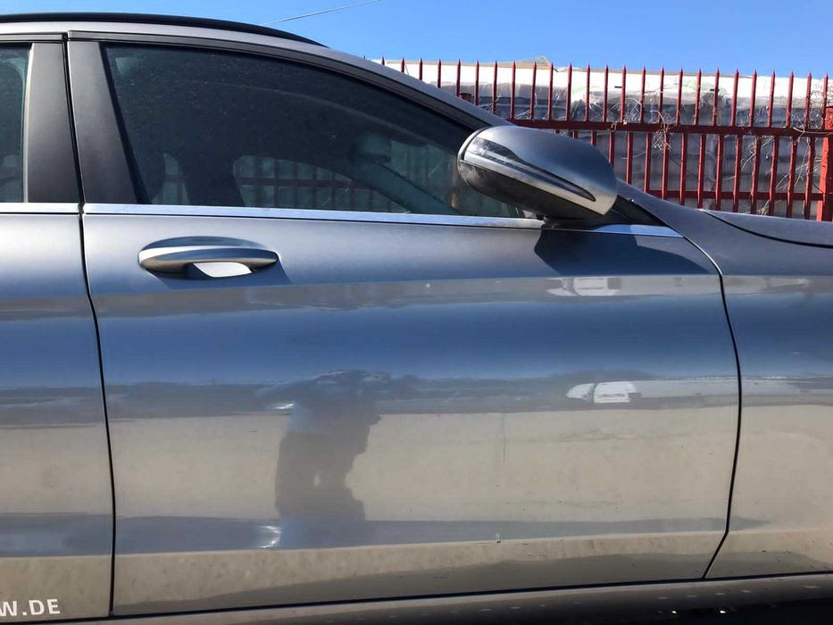 Dezmembrez mercedes class w205 volan STANGA/far full led w205/interior