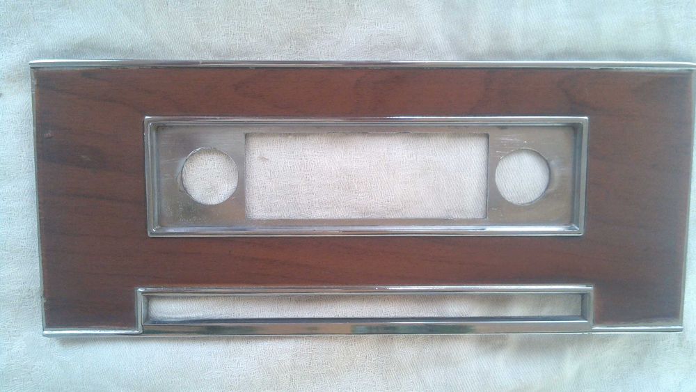 Рамка магнитолы и радио Газ 24 Волга