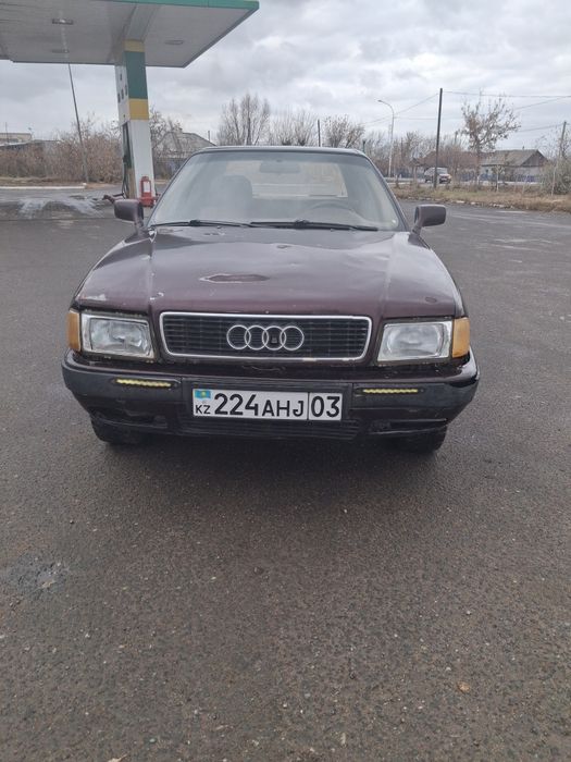 Продам машину ауди б4