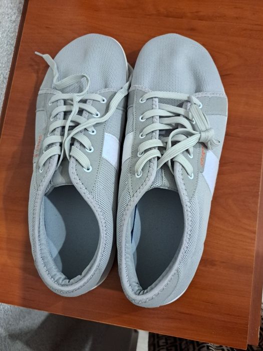 Продам очень удобную босоногую обувь