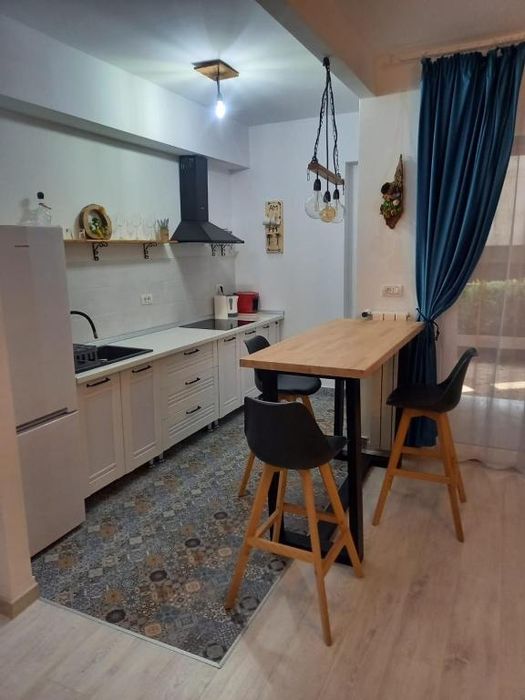 Închiriez Garsonieră Complex Belleview