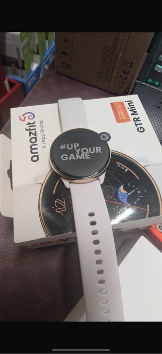 Продам  Смарт-часы Amazfit GTR Mini