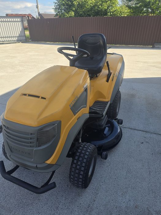 Tractoras Stiga 22 cp doi cilindrii