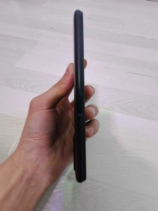 Poco m3   128gb karobka dakument bor