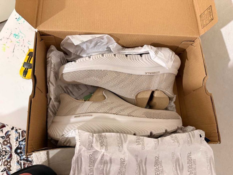 кроссовки Skechers