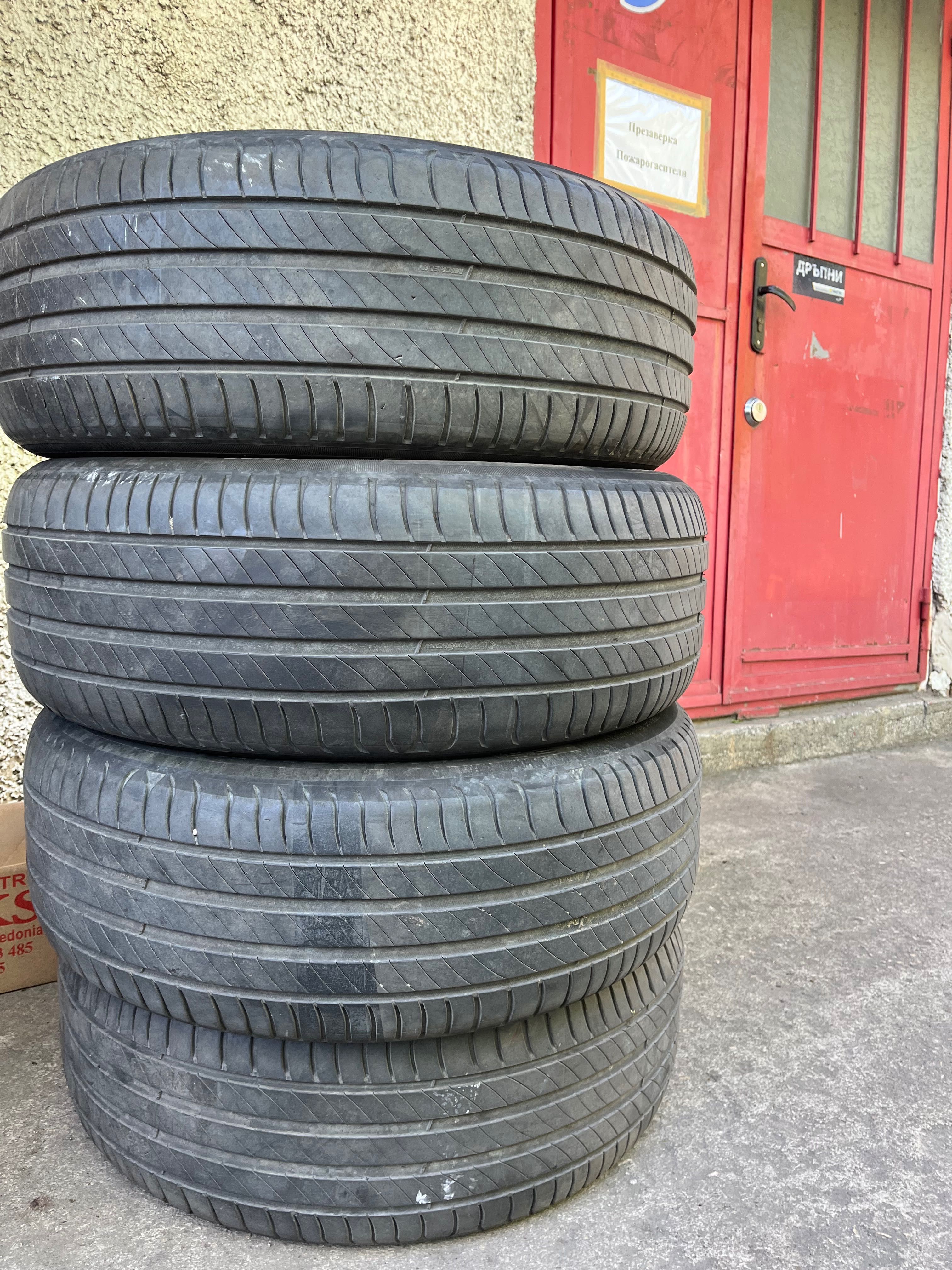 Летни Гуми Michelin 215/55R17