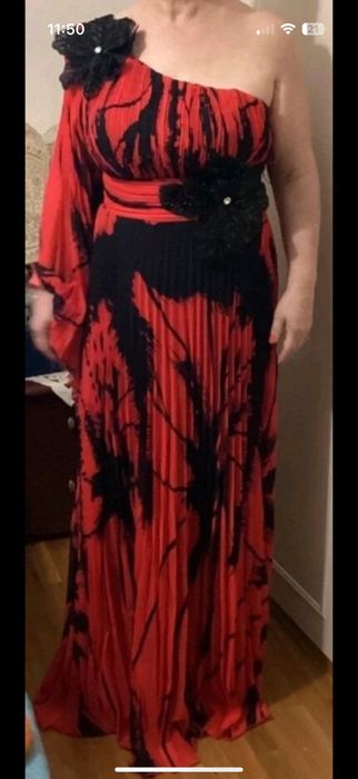 Rochie eleganta lunga