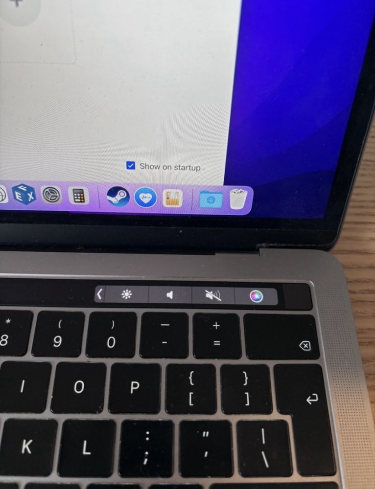 MacBook Pro 13” (2019/2020), i5, 8GB RAM, 256GB SSD, Touch Bar