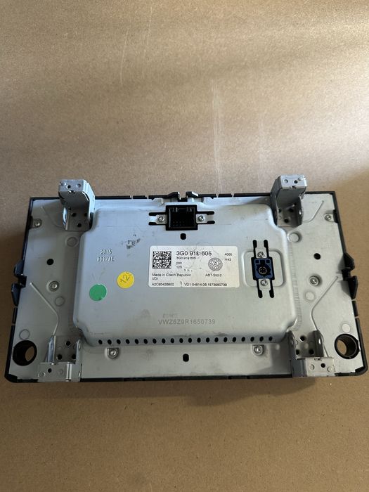 Дисплей Мултимедия екран Volkswagen Passat B8 Golf 7