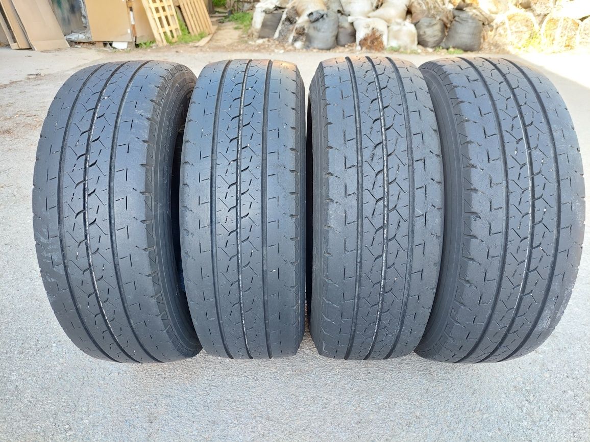 Летни гуми за бус -  Bridgestone - 225/70/15 C