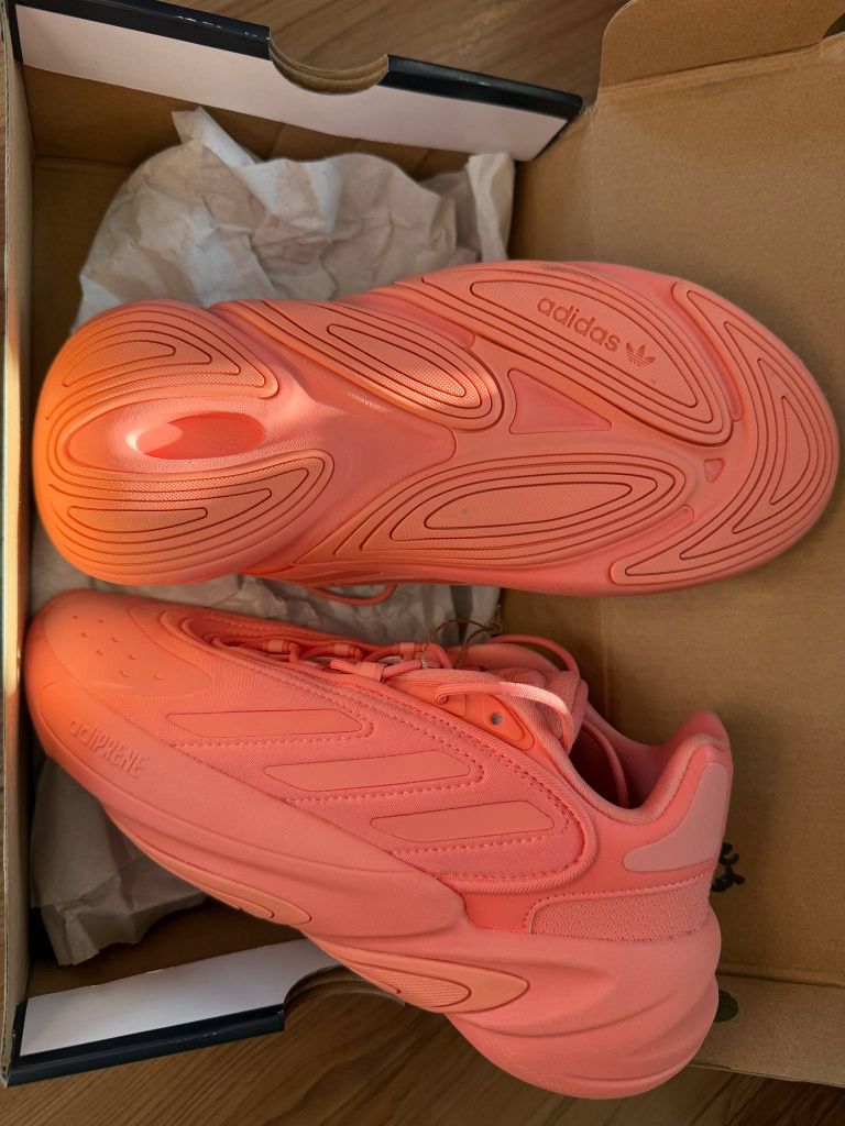 Оригинални Adidas цвят Корал номер 38 закупени от САЩ
