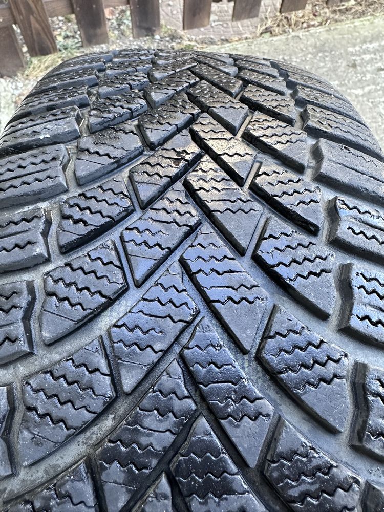 Зимни гуми Bridgestone 225x60xR17