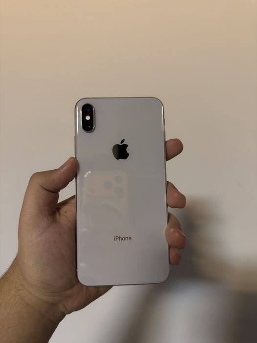 Vand Iphone XS Max Silver