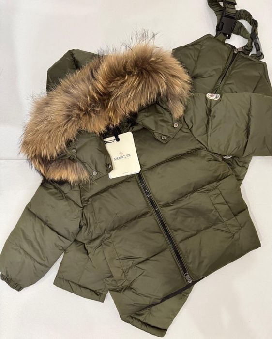 Комбинезон moncler на пуху