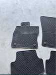 Covorase + tăviță cauciuc originale VW golf 7