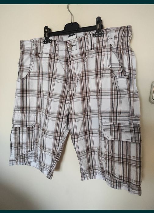 Pantaloni scurți pentru bărbați