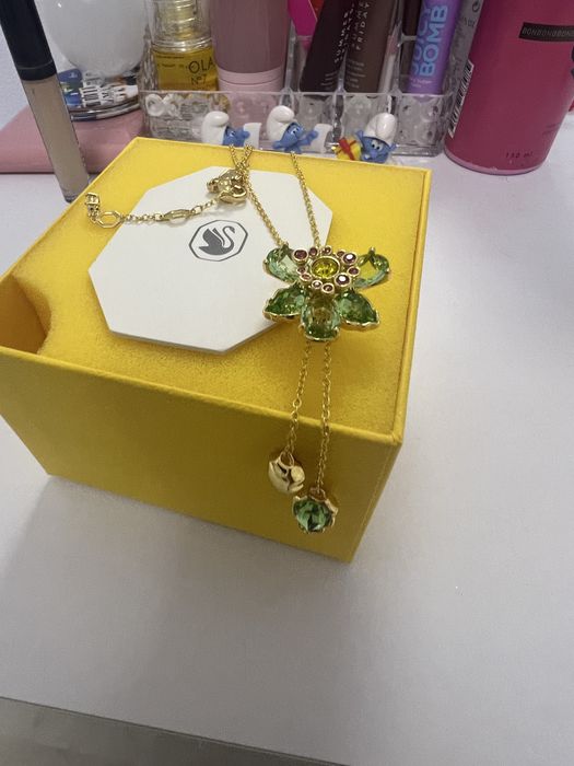 Pandantiv în Y Idyllia