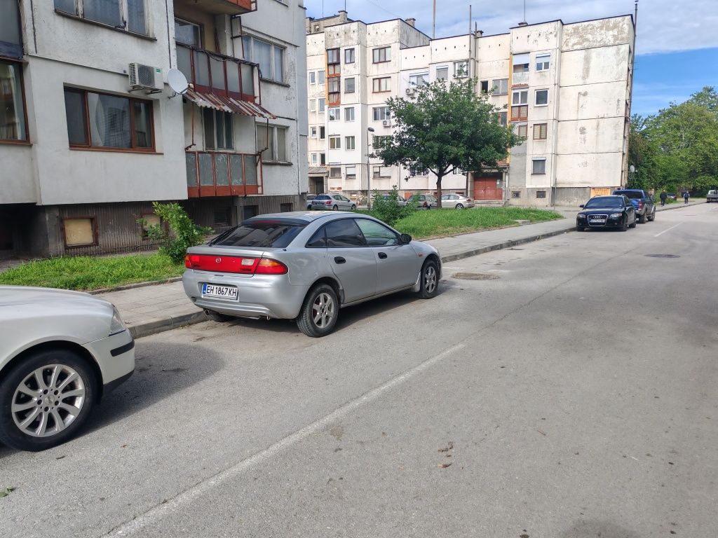 Кола Мазда 323ф 1.5 бензин