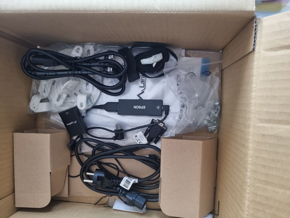 Videoproiector EPSON CO-FH02 FULL HD 1920×1080 3000 lumeni alb