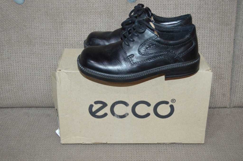 Pantofi piele eleganti copii ECCO Light marime 29