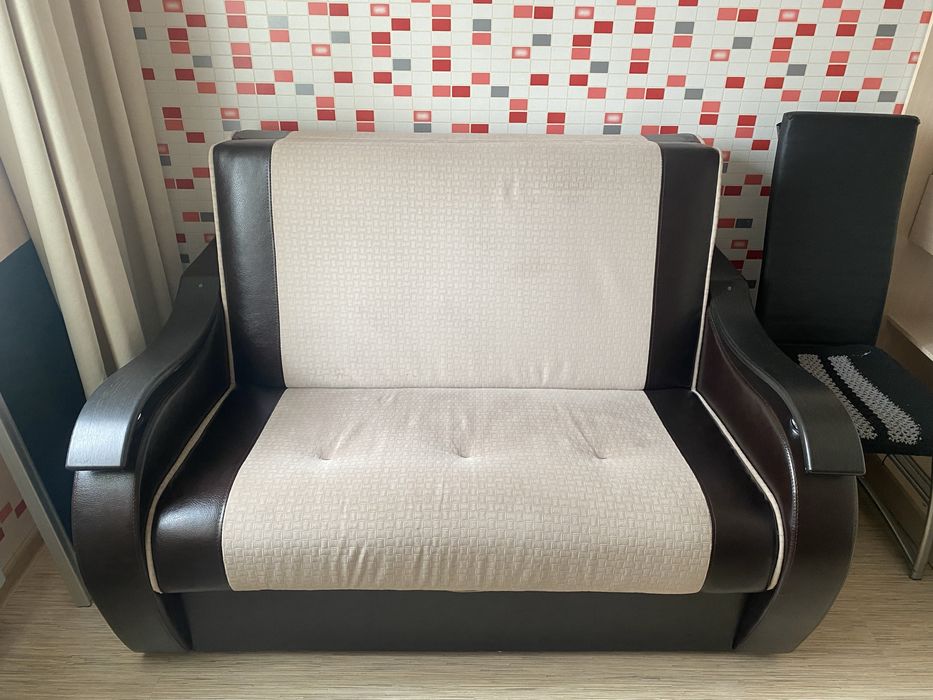 Продам Тахту в отличном состоянии