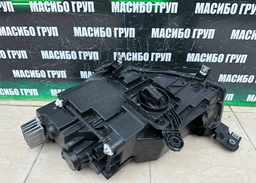 Фар far десен фарове за Сеат Атека Seat Ateca фейс