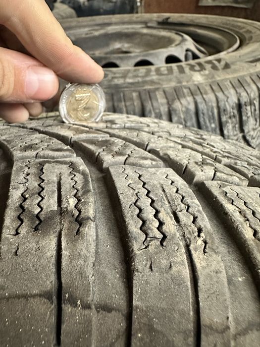 Прпдавам гуми с джанти 15 “ Bridgestone 195/65/15