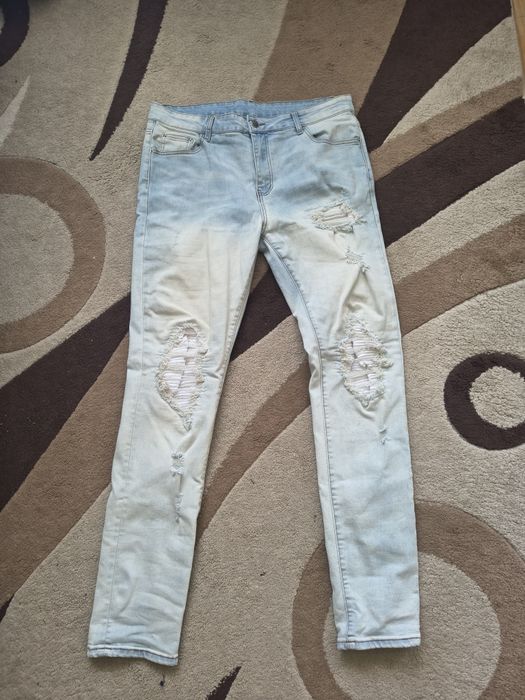 Blugi slim fit white patch