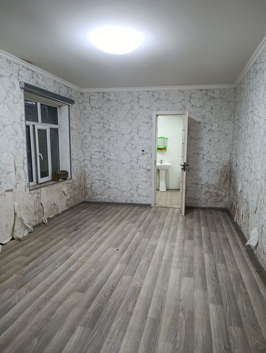 Шошилинч! Сергели яқинида ҳовли-сотилади — ажойиб жой, фойдали нарх!