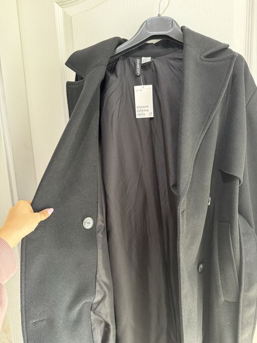 Ново палто H&M xs размер с етикет