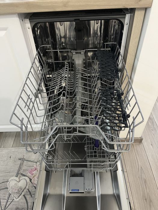 Masina de spalat vase Beko