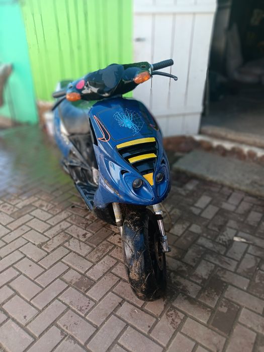 Vând piaggio nrg