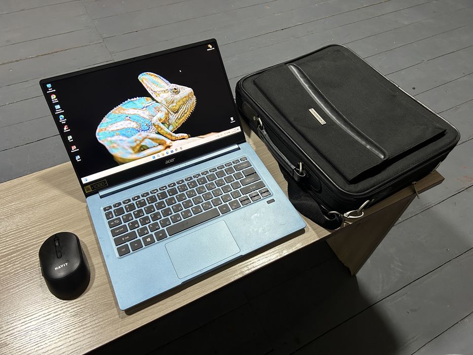 8 ядер FULL HD i5/10 поколения ноутбук Acer в новом состояний