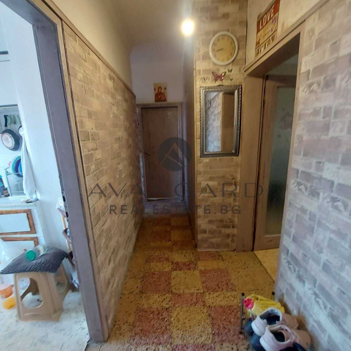 оф.23311 Тристаен/ Изгрев