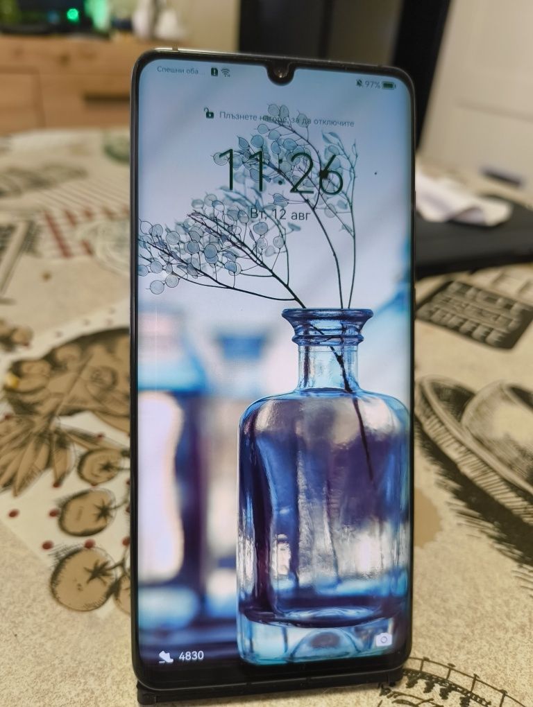 Huawei p30 Pro — 128GB\ 6RAM
