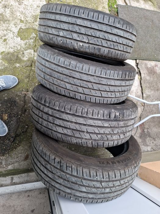 Cauciucuri vara Tyfoon 215/55/18