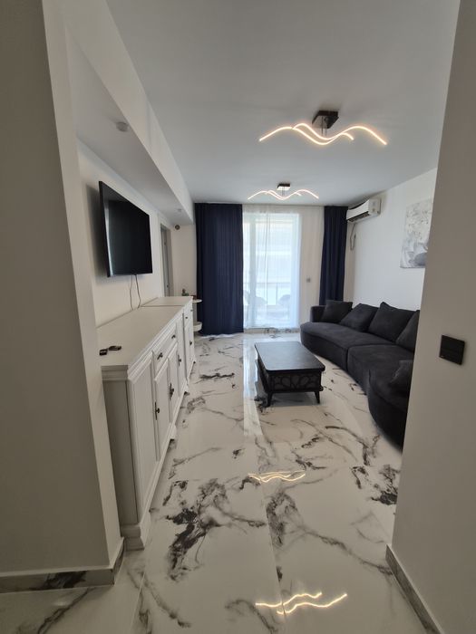 Apartament 2 camere lux .cu loc de parcare inclus