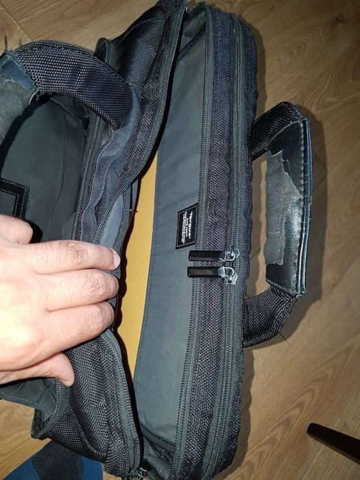 Чанти за лаптоп на DELL и Targus