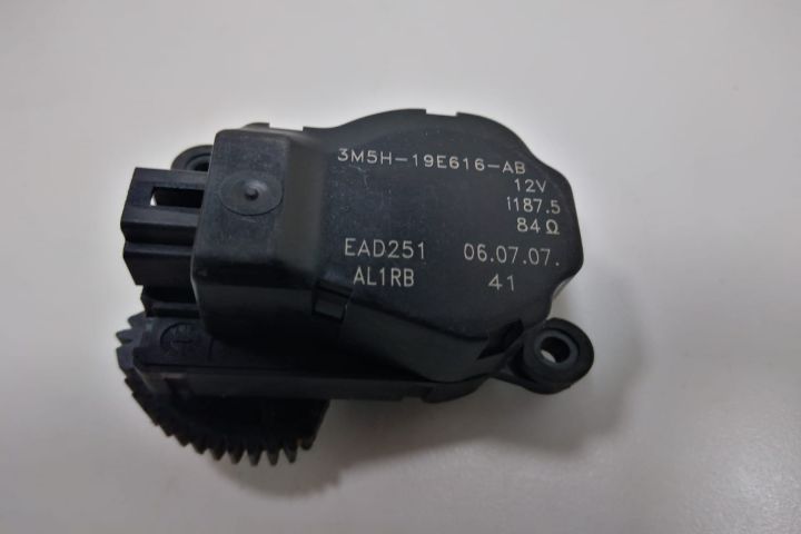 Motoras clapeta aeroterma  3M5H19E616AB Ford C-Max a 2-a generatie se