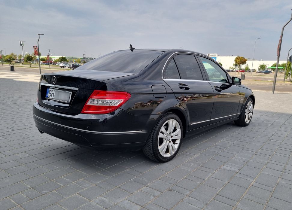 Mercedes C180 Kompressor - BlueEfficiency - Avangarde Edition