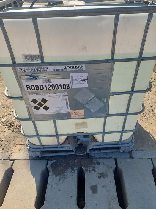 Rezervor 1000l ,cu robinet