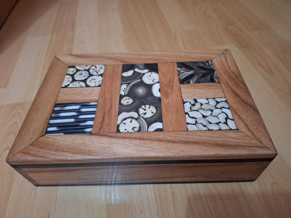 Cutii lemn bijuterii Unicate