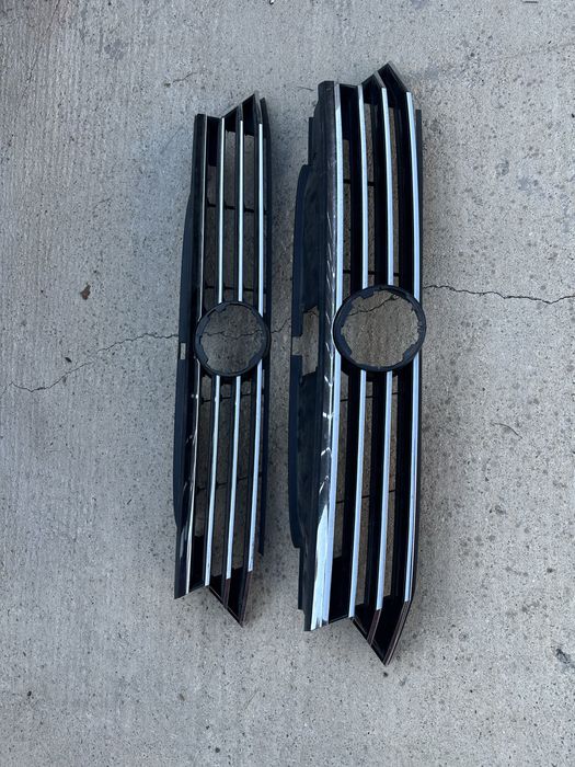 Grilă radiator vw passat b8.